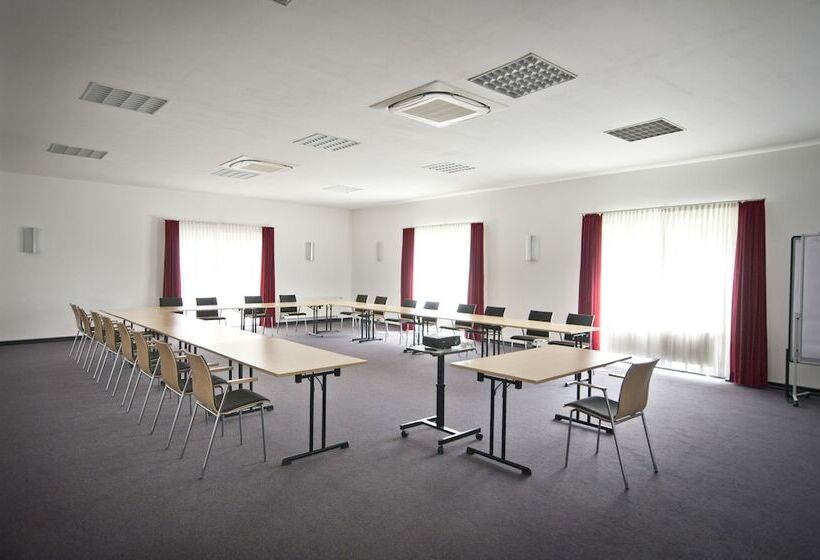 ホテル Am Kurpark Spath