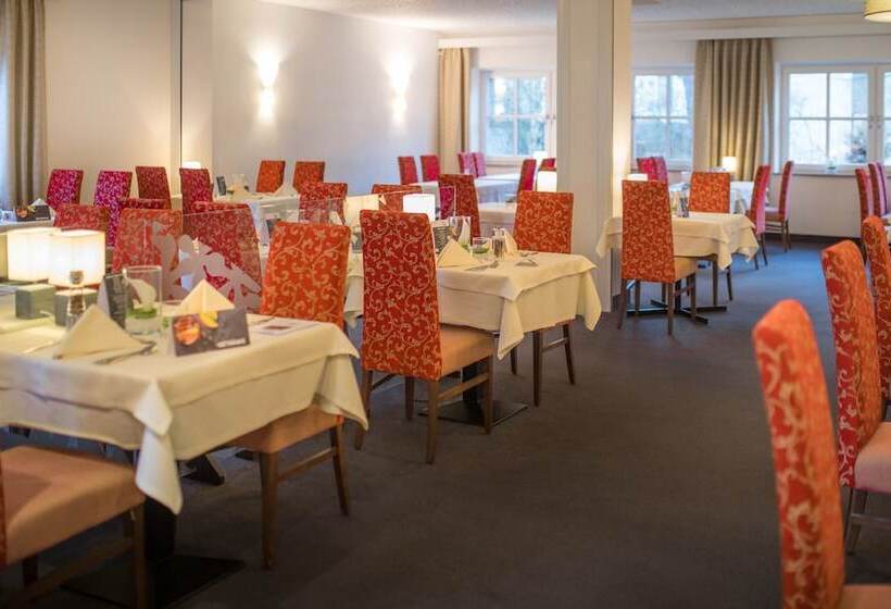 ホテル Am Kurpark Spath