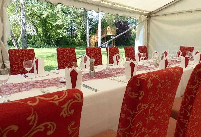 ホテル Am Kurpark Spath