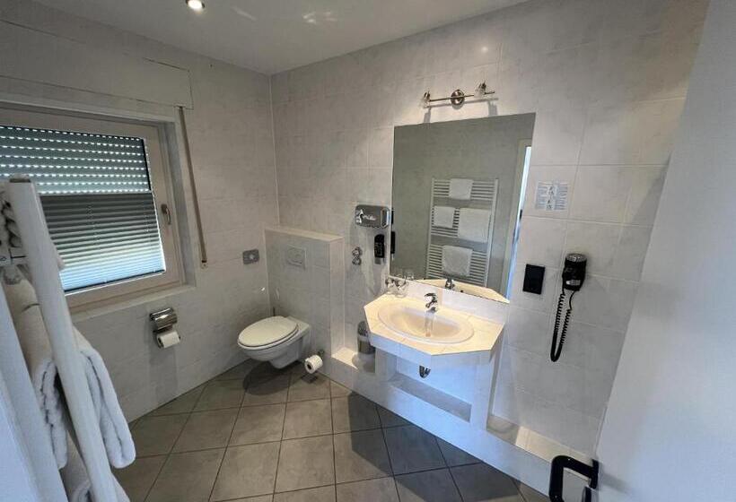 ホテル Am Tiergarten