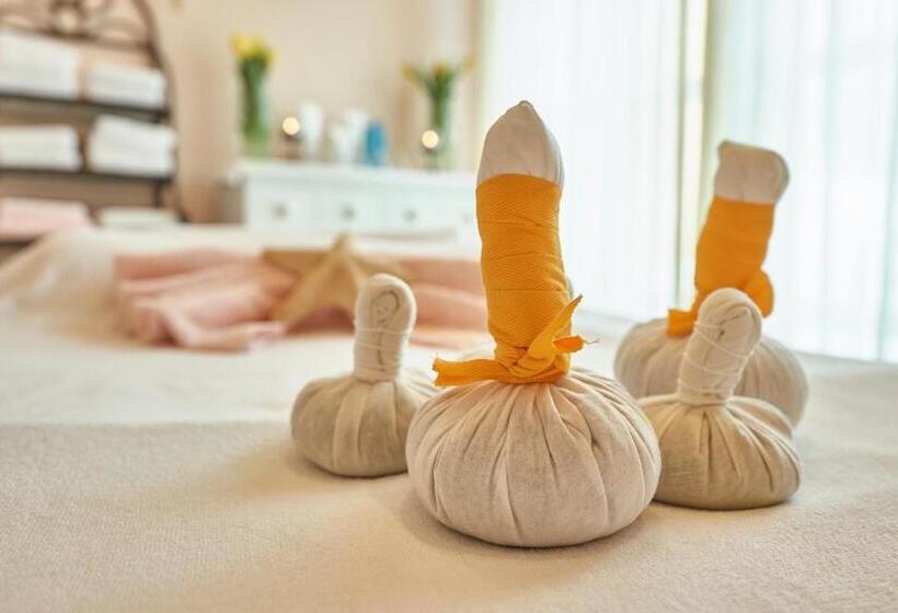 ホテル Angerhof Sport  U. Wellness