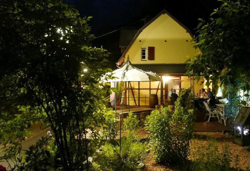 Отель Boutique Jungenwald