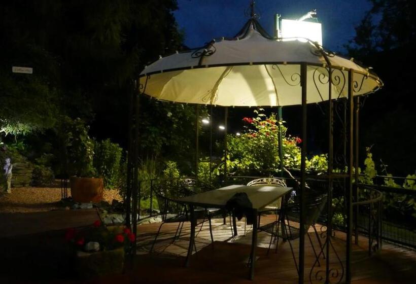 Отель Boutique Jungenwald