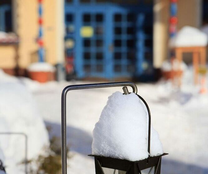 Отель Erbgericht Buntes Haus