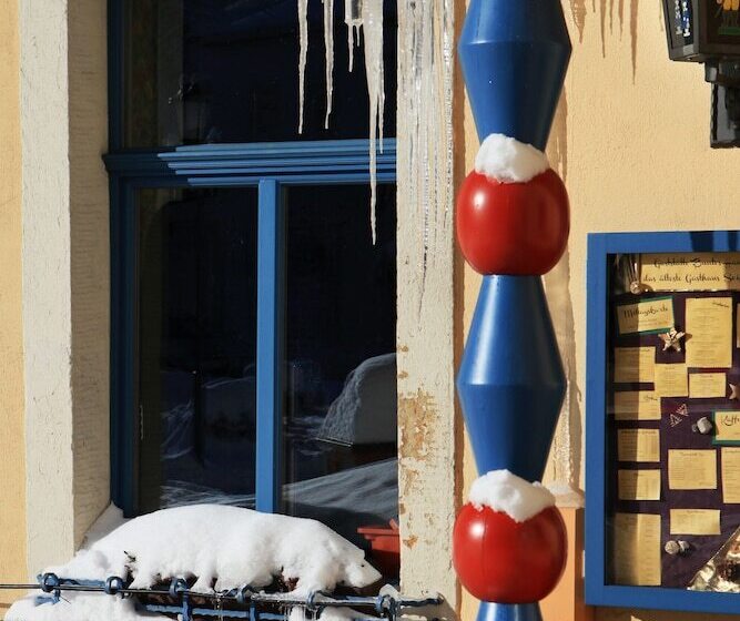 Отель Erbgericht Buntes Haus