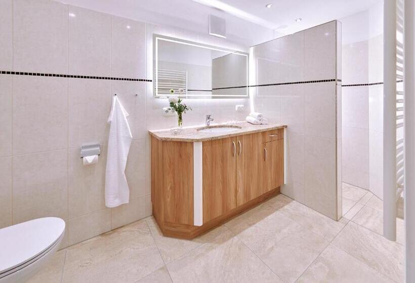 Отель Ferienwohnungen Im Bonnschloessl