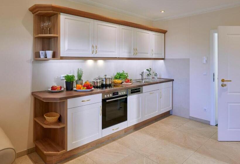 Отель Ferienwohnungen Im Bonnschloessl