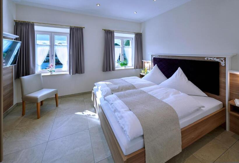 Отель Ferienwohnungen Im Bonnschloessl