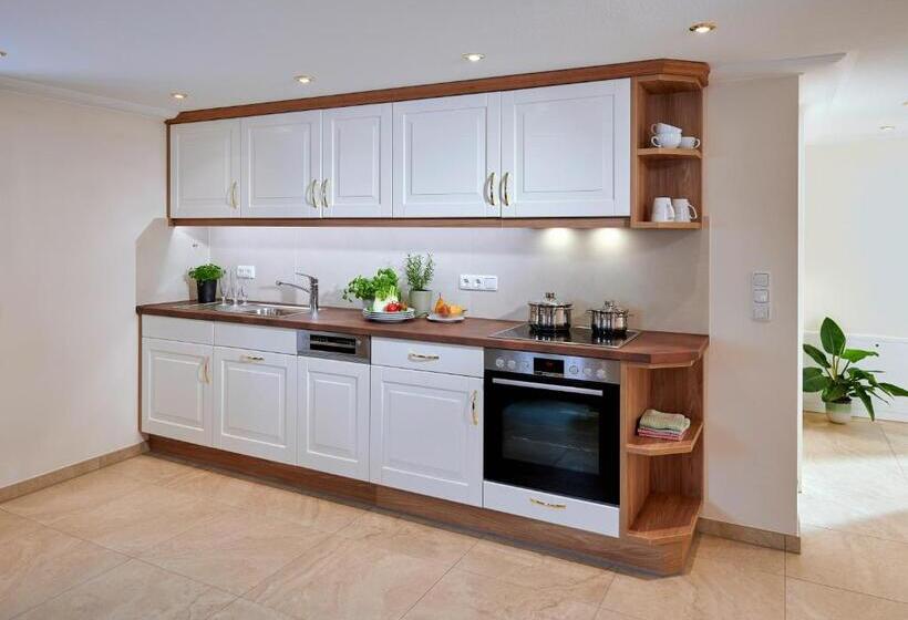 Отель Ferienwohnungen Im Bonnschloessl