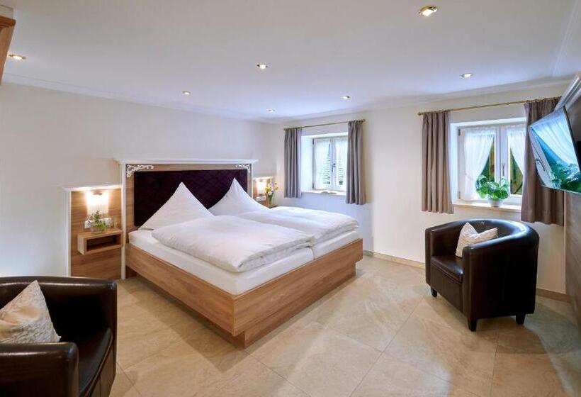 Отель Ferienwohnungen Im Bonnschloessl