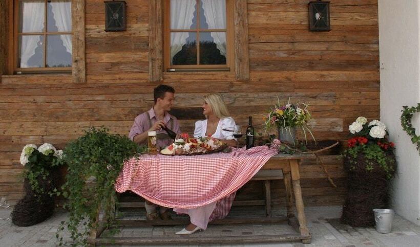 בית מלון כפרי Feuriger Tatzlwurm