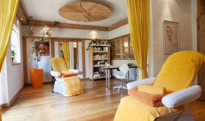 בית מלון כפרי Feuriger Tatzlwurm