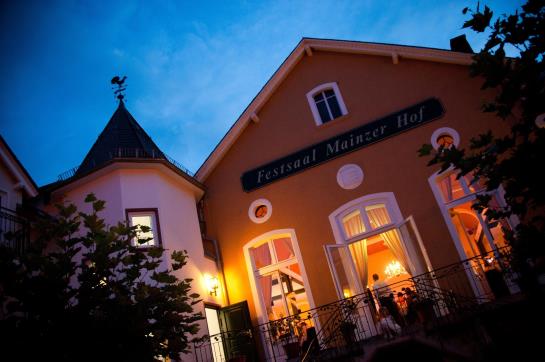 ホテル Frankenbach