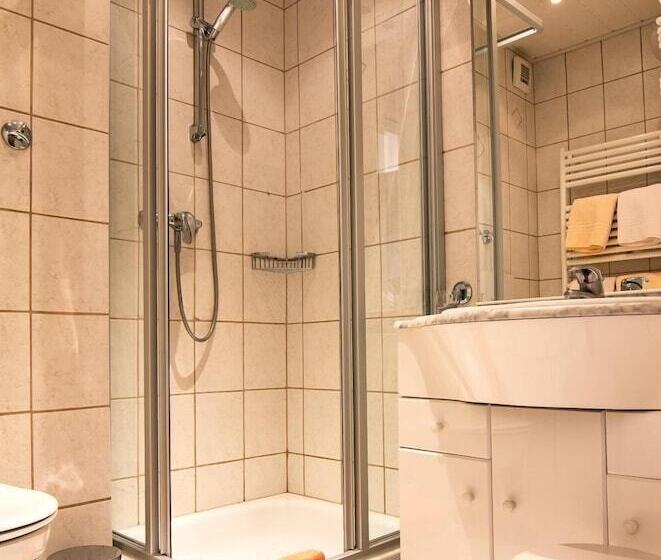 Garni Hotel & Ferienwohnungen Seeschlößchen