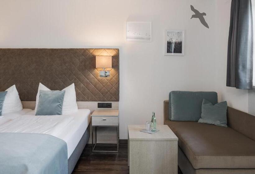 ホテル Garni Möwe Am See