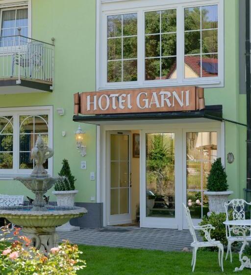 Отель Garni Regina