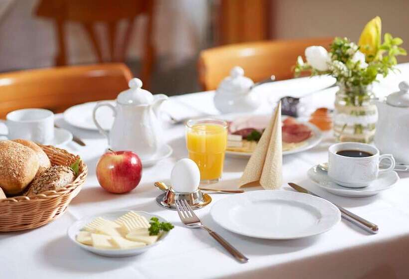 ホテル Garni Sonnenhof