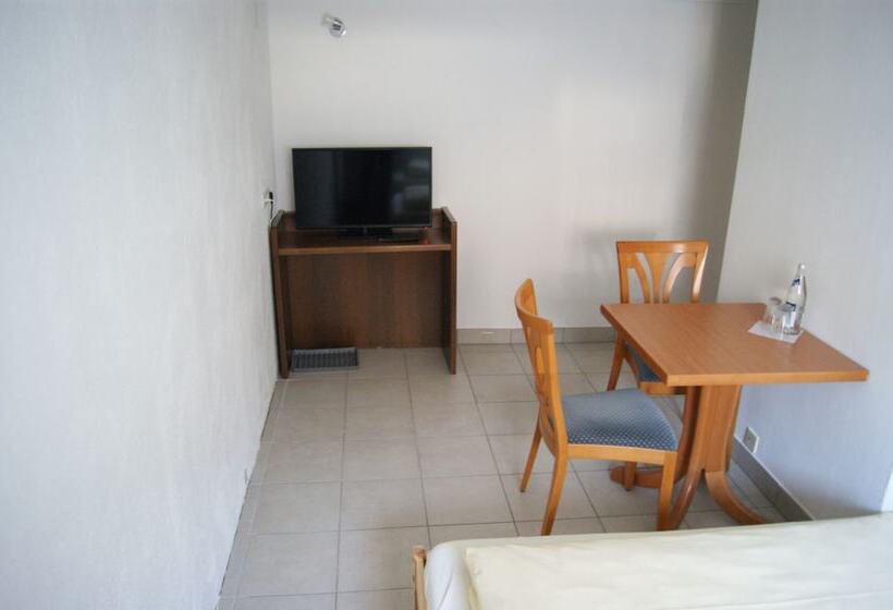 فندق Gastehaus Charlotte