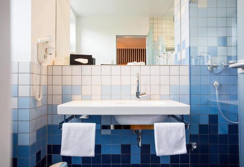 هتل Gasthaus Luthemuhle