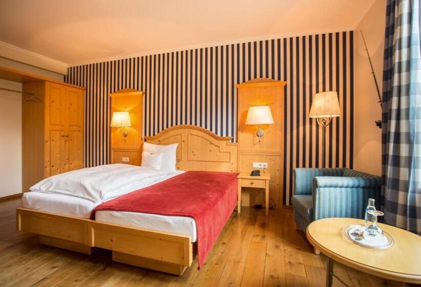 هتل Gasthaus Luthemuhle