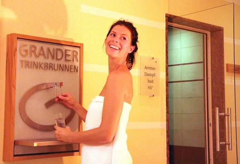 호텔 & Gasthof Zur Linde