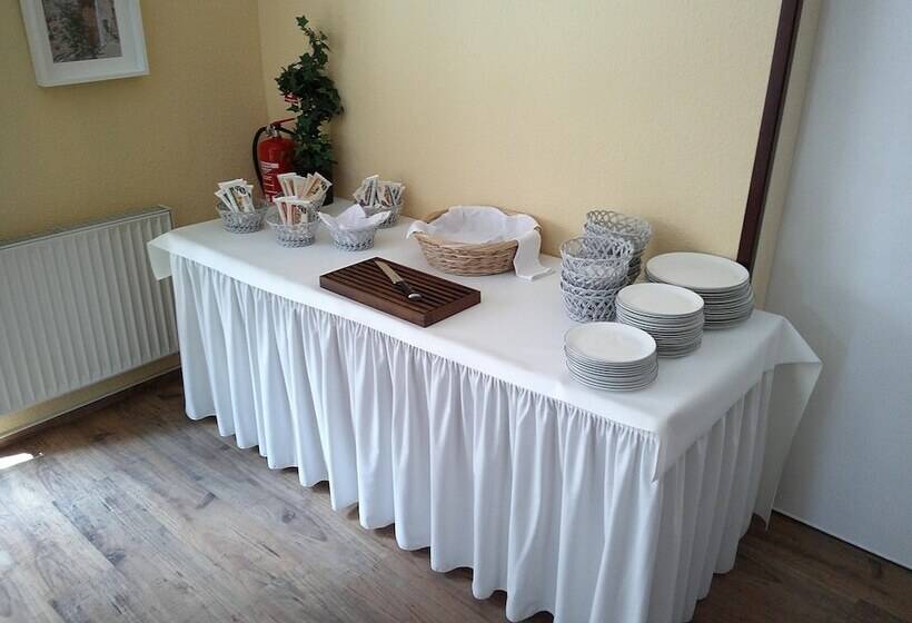 Отель Goldenes Lamm