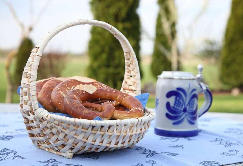 Отель Gäste  Und Boardinghaus Klara Birnbaum