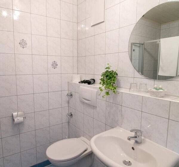 Отель Gäste  Und Boardinghaus Klara Birnbaum