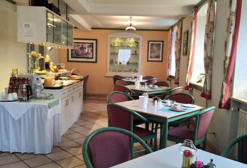 Haus Am Kurpark Hotel Garni