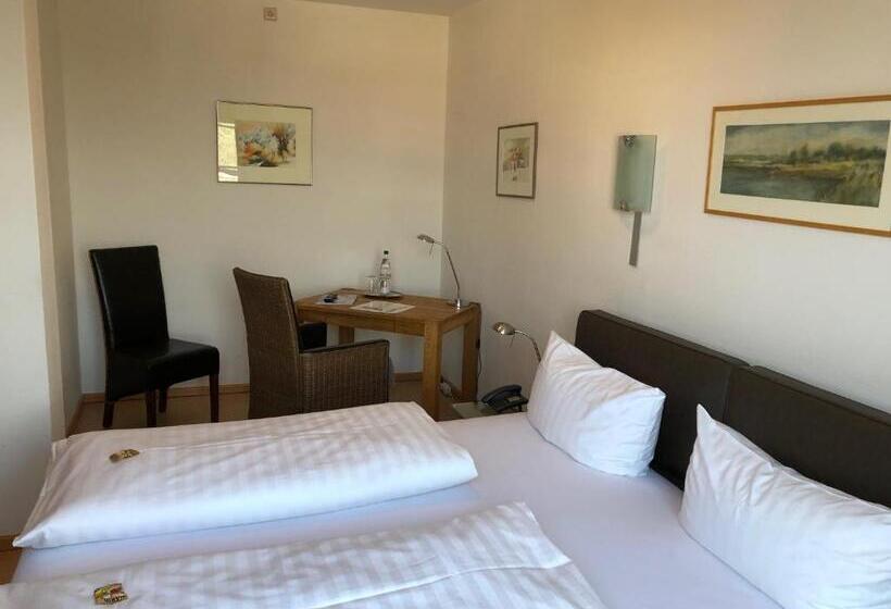 Отель Im Kavalierhaus