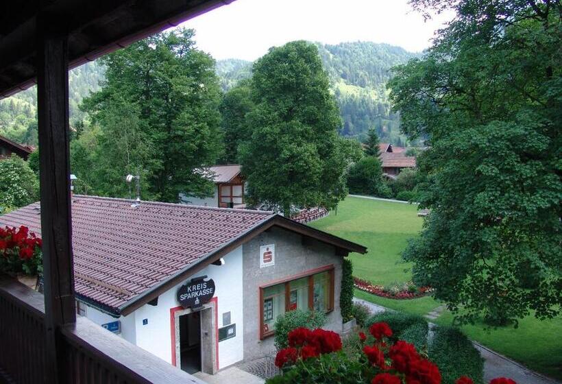 فندق Garni Königslinde   Wandern, Radeln, Skifahren & Genießen