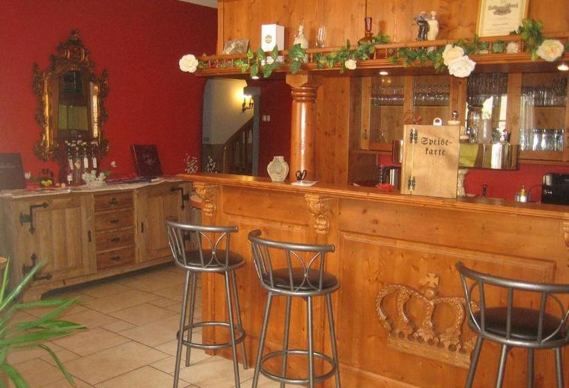 ホテル Gasthof Krone