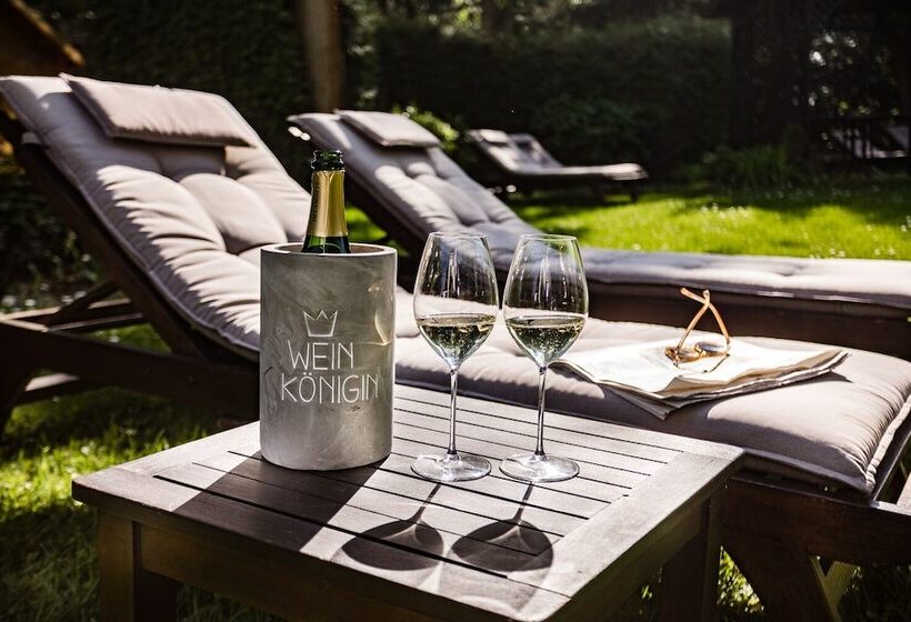 ホテル Kronenschlosschen