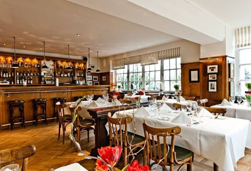 ホテル Kronenschlosschen