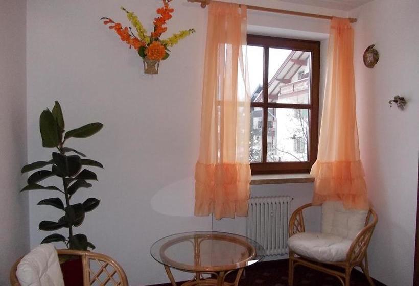 בית מלון כפרי Das Lambacher