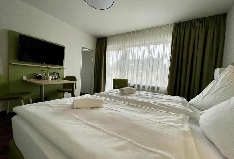 酒店 Marias Inn Bed & Breakfast