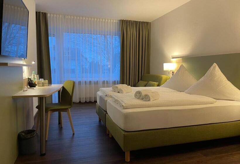 酒店 Marias Inn Bed & Breakfast