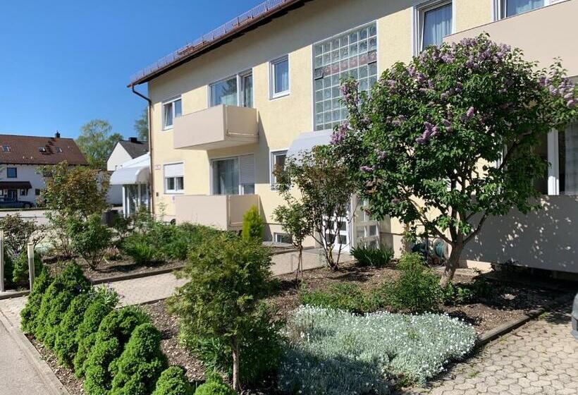 酒店 Marias Inn Bed & Breakfast