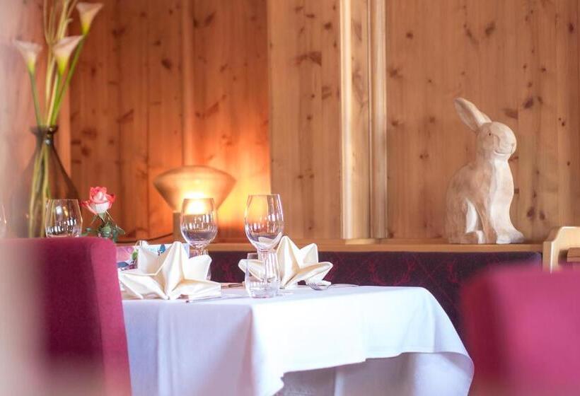 ホテル Neuer Am See