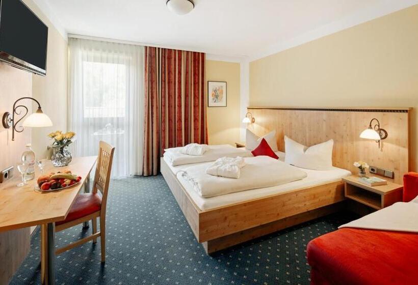 בית מלון כפרי Park Cafe Reichl