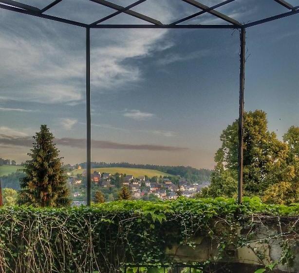 Parkhotel Schwarzenberg   Garni