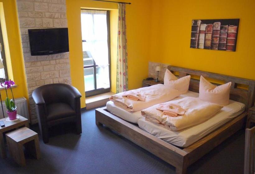 Parkhotel Schwarzenberg   Garni