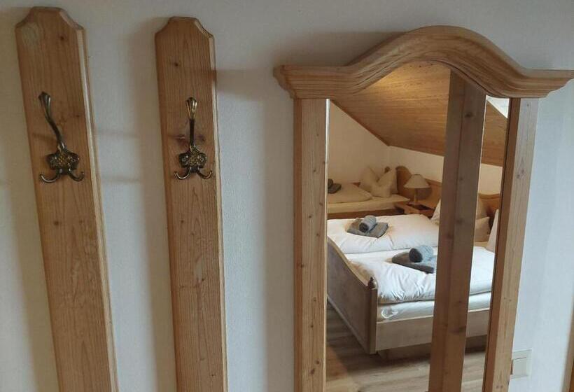 Отель Pension Eichhorn