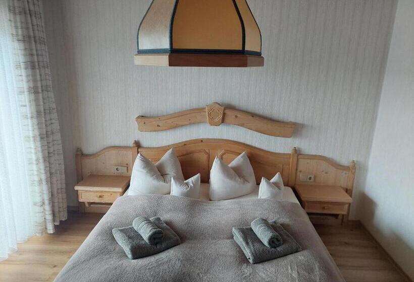 Отель Pension Eichhorn