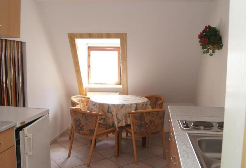 호텔 Pension & Ferienwohnungen Töpferstüb'l