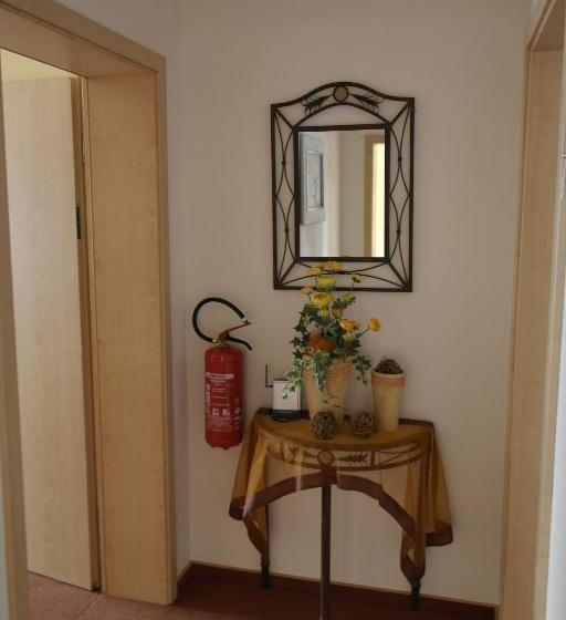 فندق Pit Lane Home Of Motorsport