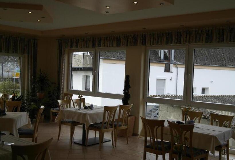 فندق Pit Lane Home Of Motorsport