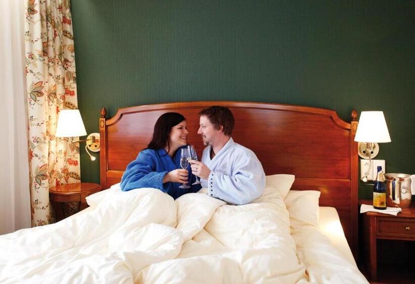 Отель Quellenhof