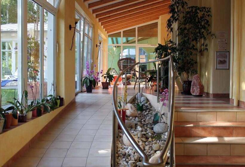 Отель Quellenhof