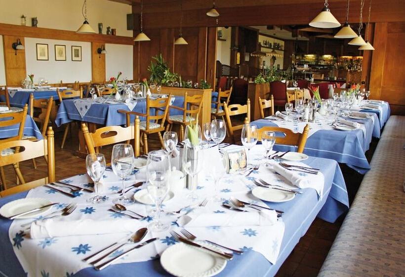 Отель Quellenhof